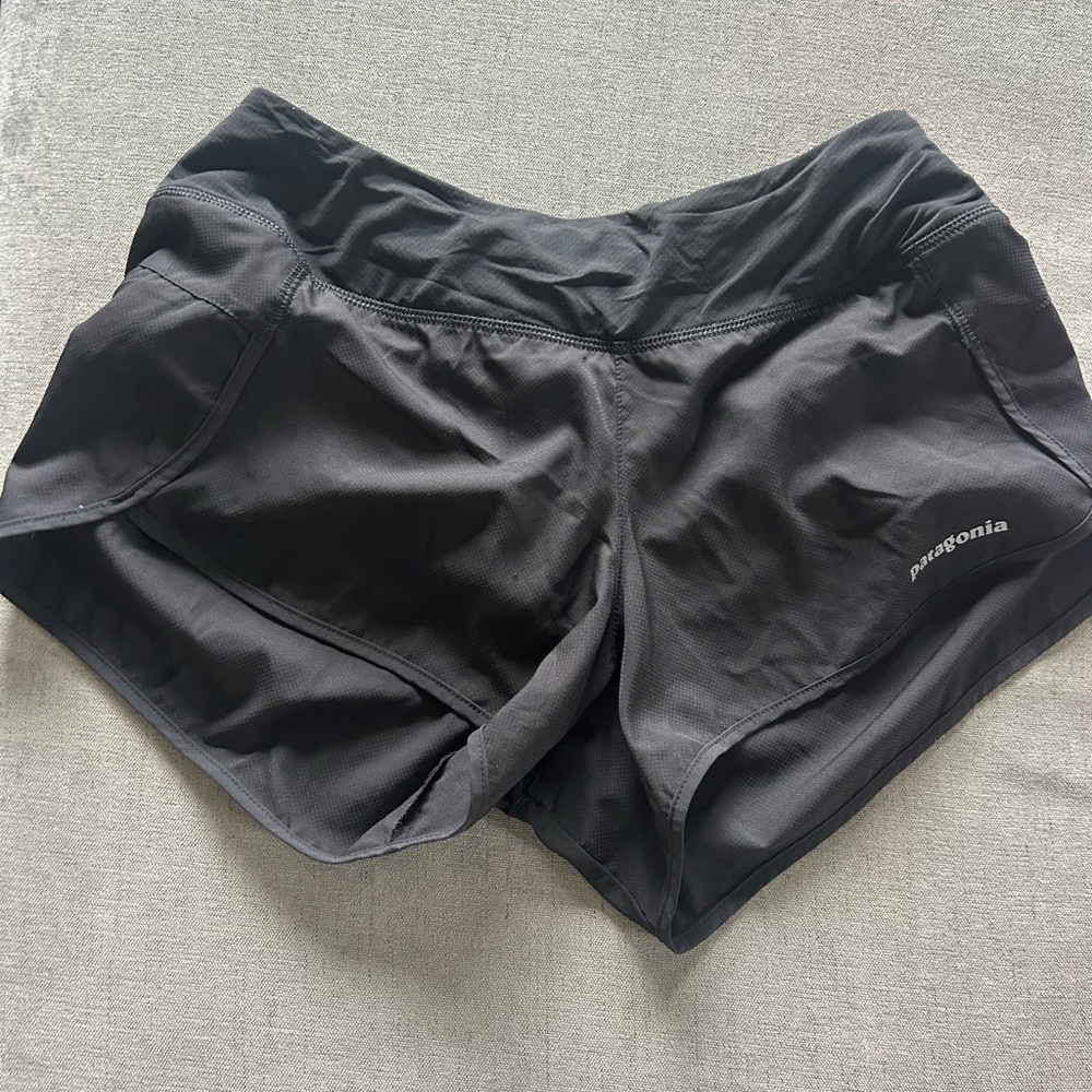 Patagonia Women's Black Shorts - Size small